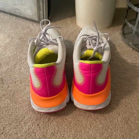 Nike Renew athletic shoe - Picture 2 of 4